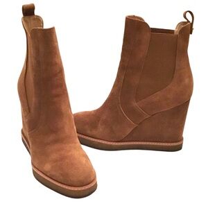 Veronica Beard Aari-2 Water-Repellent Brown Suede Wedge Chelsea Boot Size-10